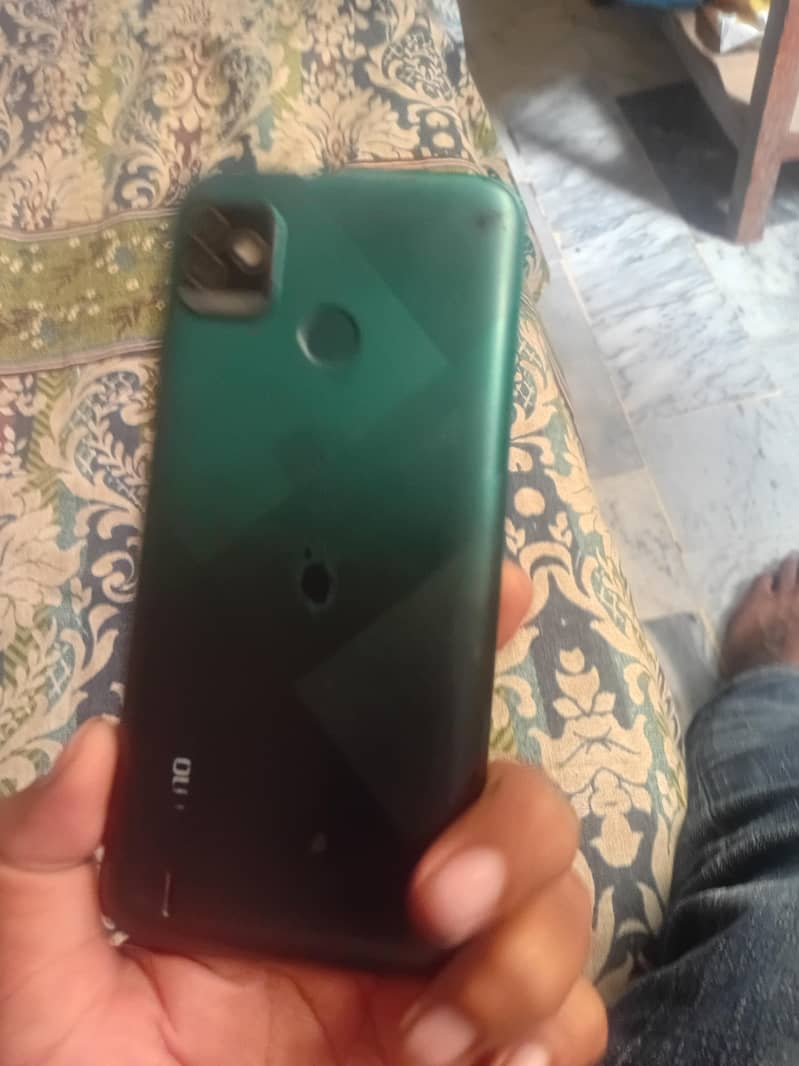 Tecno 5 1