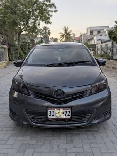 Toyota Vitz 2015