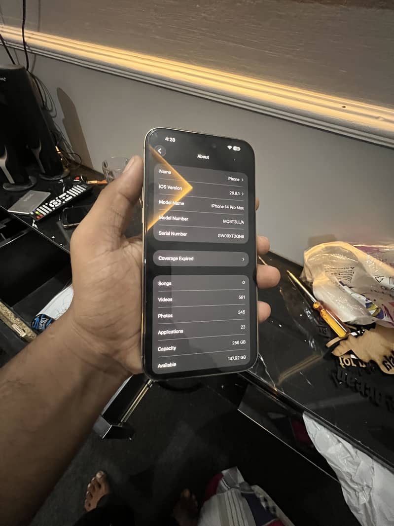 Apple iPhone 14 Pro Max 1