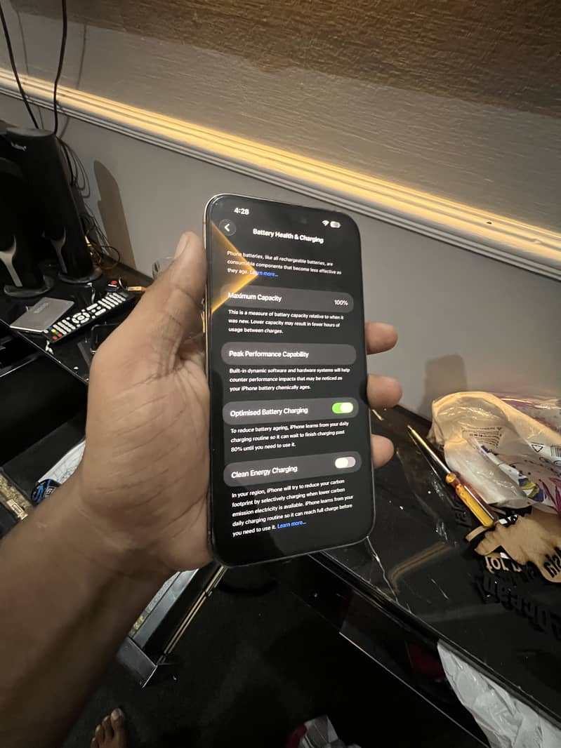 Apple iPhone 14 Pro Max 4