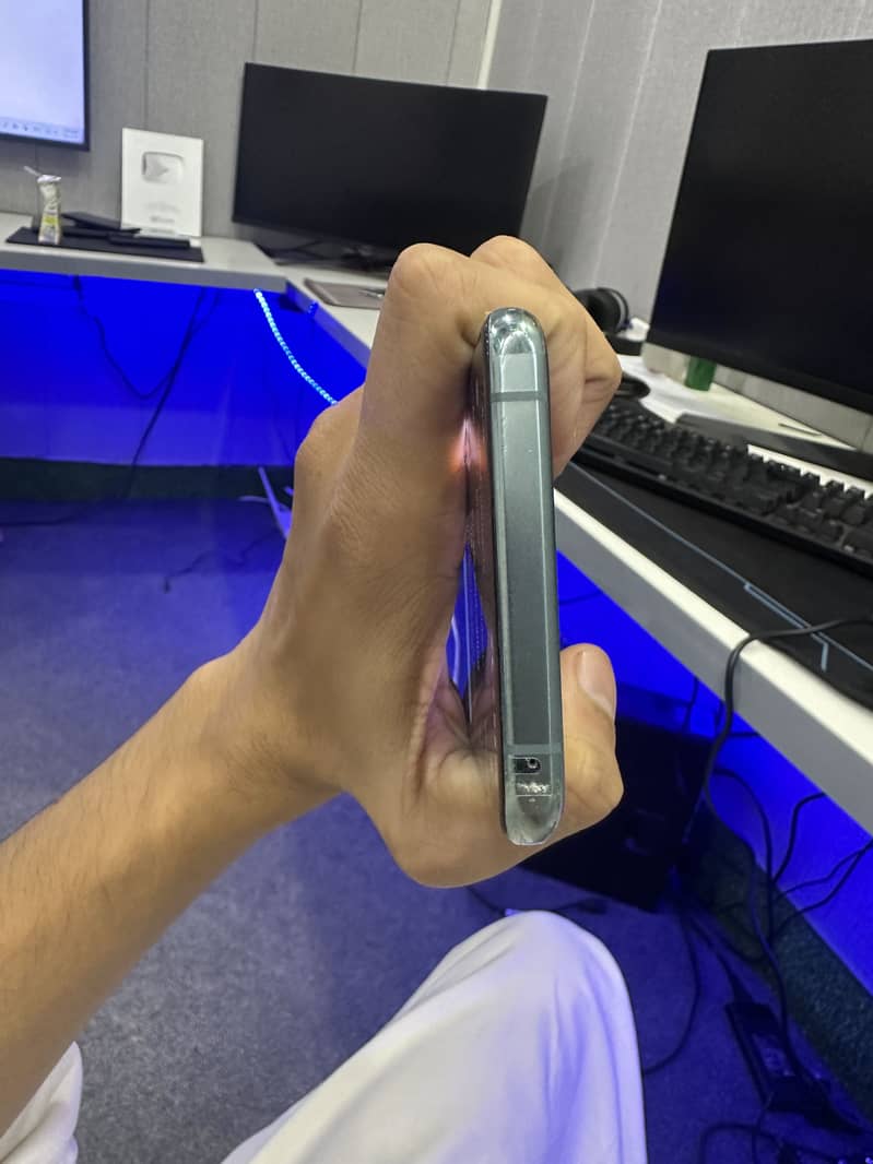 One Plus 10 Pro 3