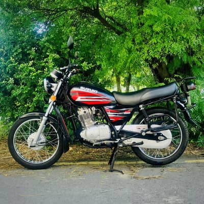 Suzuki GS 150