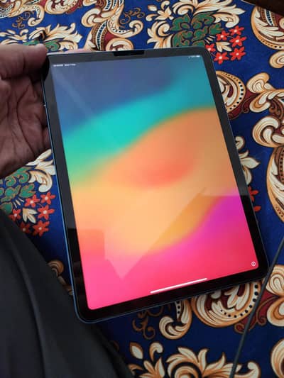 Apple IPad Air 5 Wifi + Cellular.
