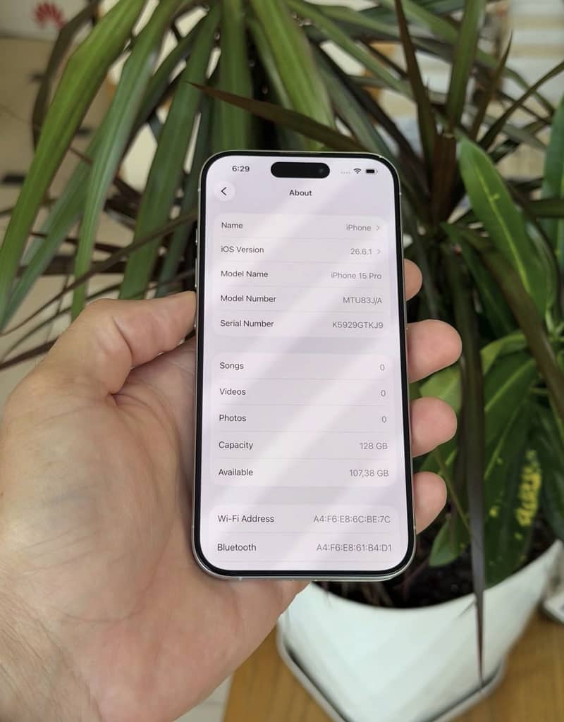 Apple iPhone 15 Pro 3