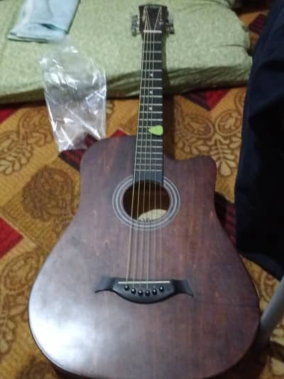 3 months used guitar having no problem