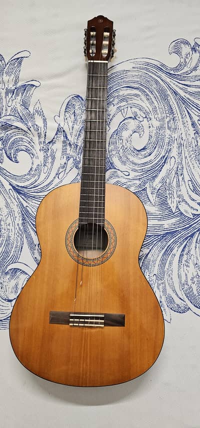 Yamaha C40