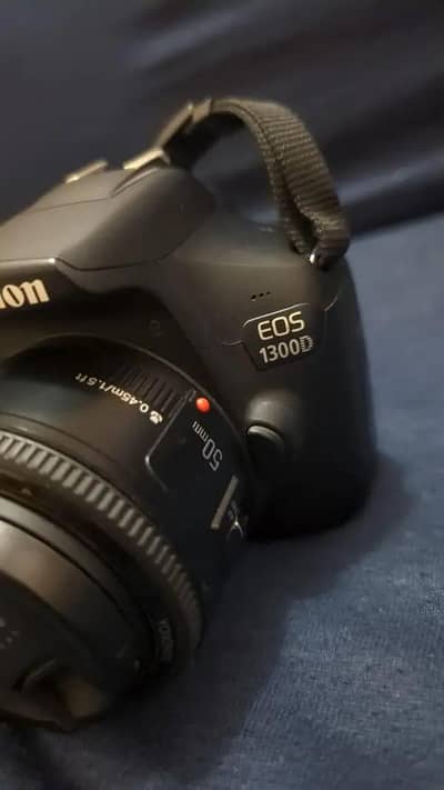 Canon DSLR 1300D complete accessories 50mm lens