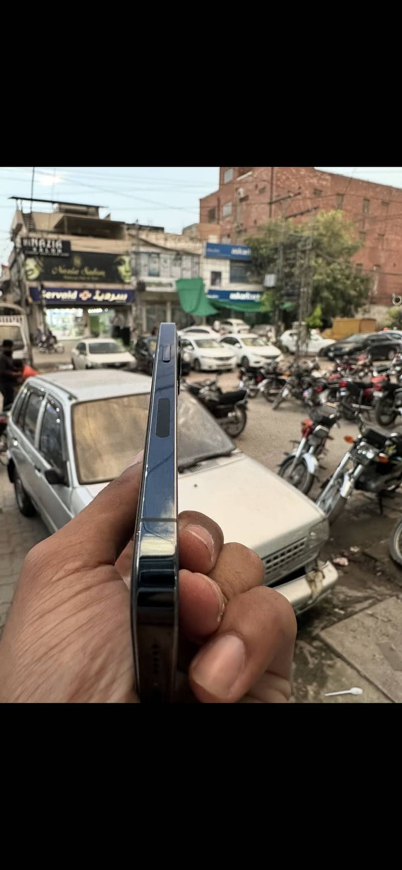 Apple iPhone 12 Pro 3