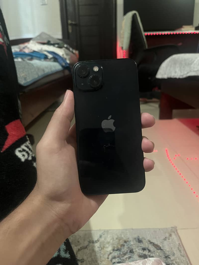 Apple iPhone 13 3