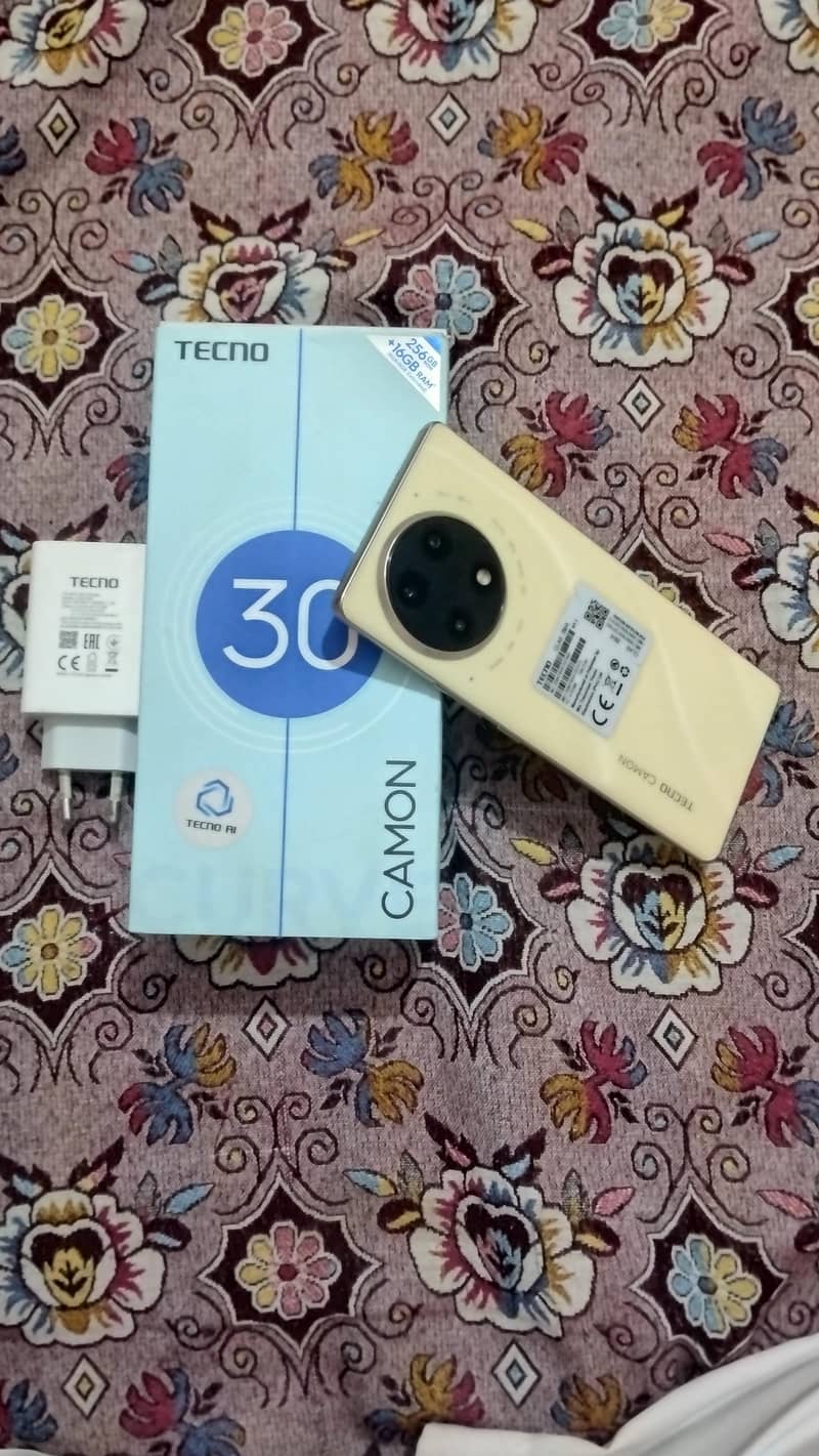 Tecno CAMON 30S 6