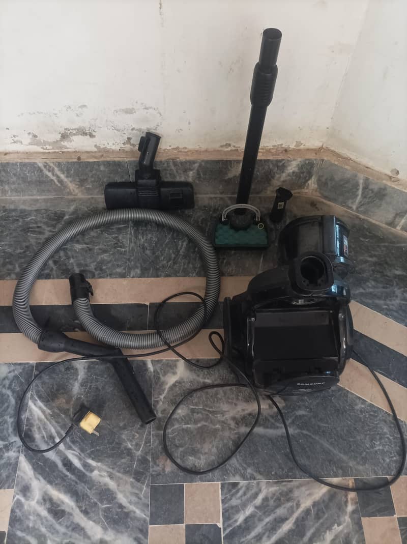 vacuum cleaner 8