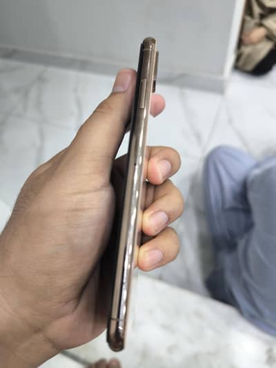 Apple iPhone XS Max | 64 gb | PTA official Approved | waterproof