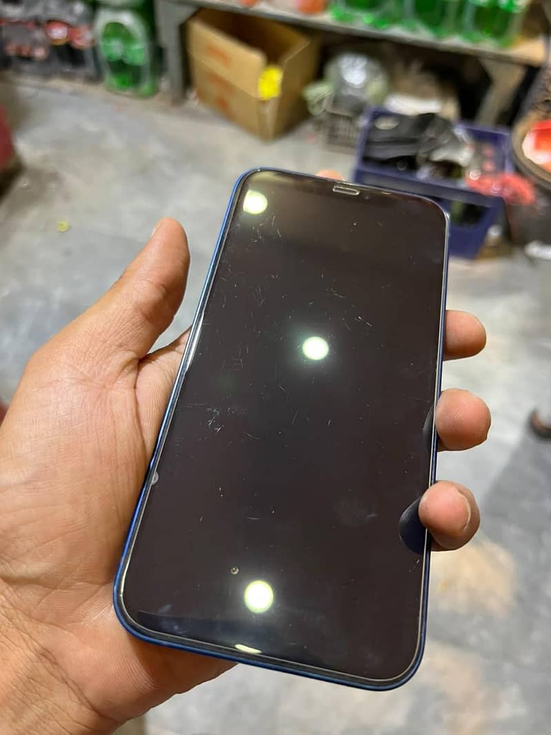 iPhone 12 1