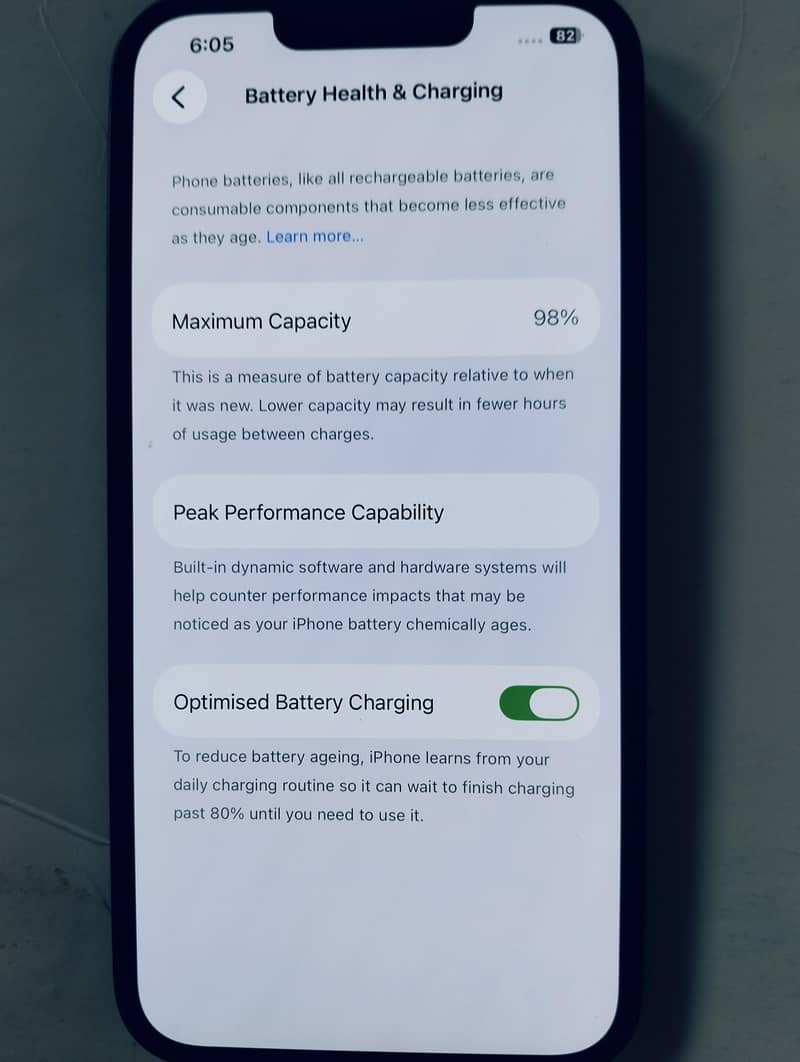 Apple iPhone 13 2