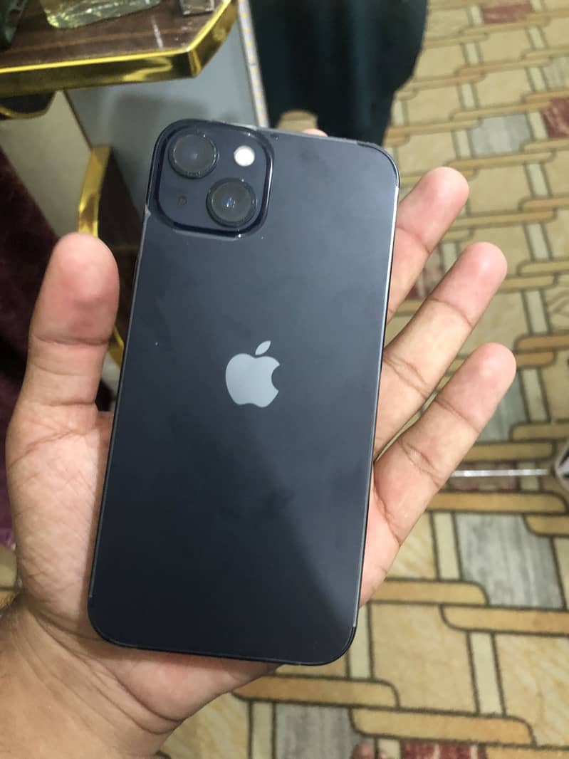 Apple iPhone 13 1