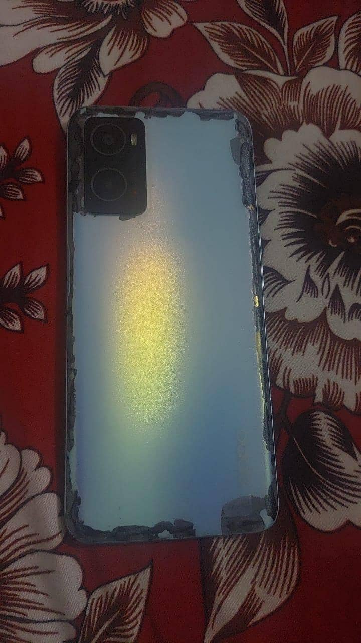 OPPO A76 0