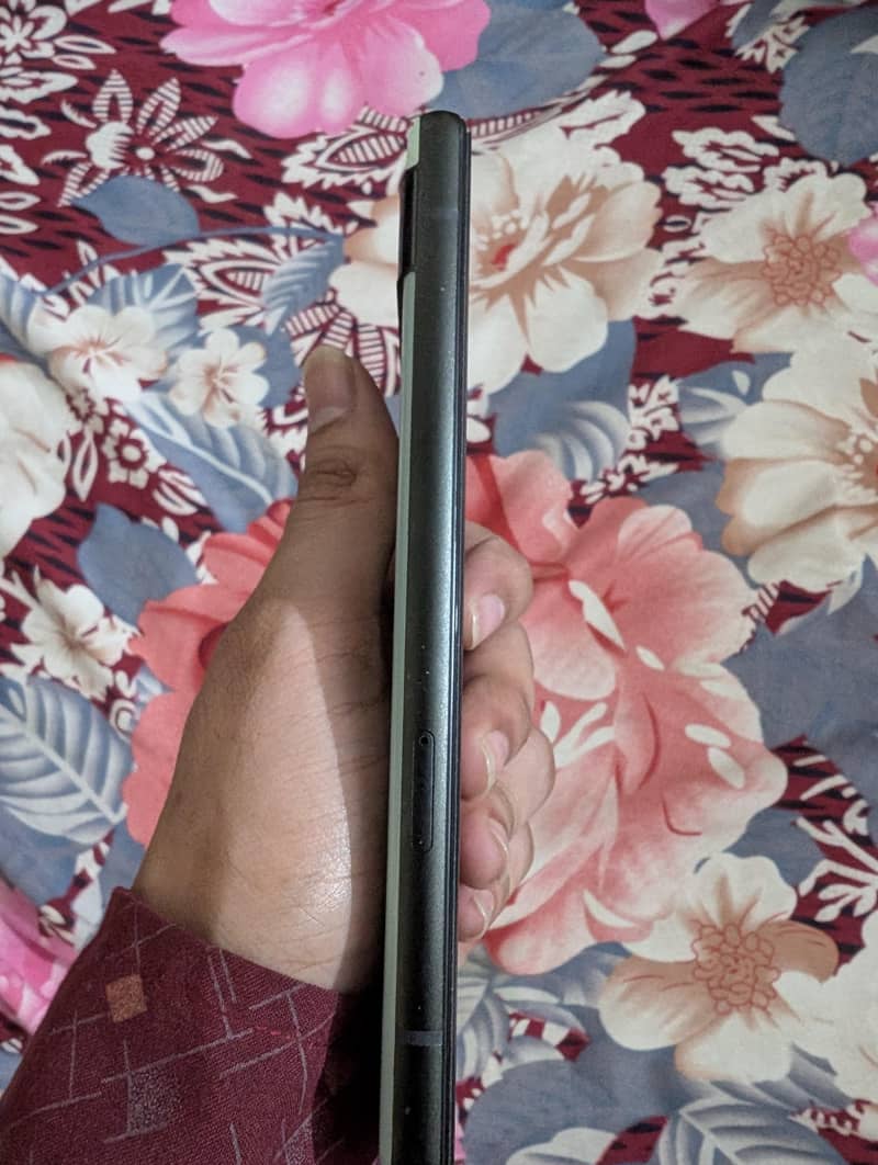 Google Pixel 6a 5