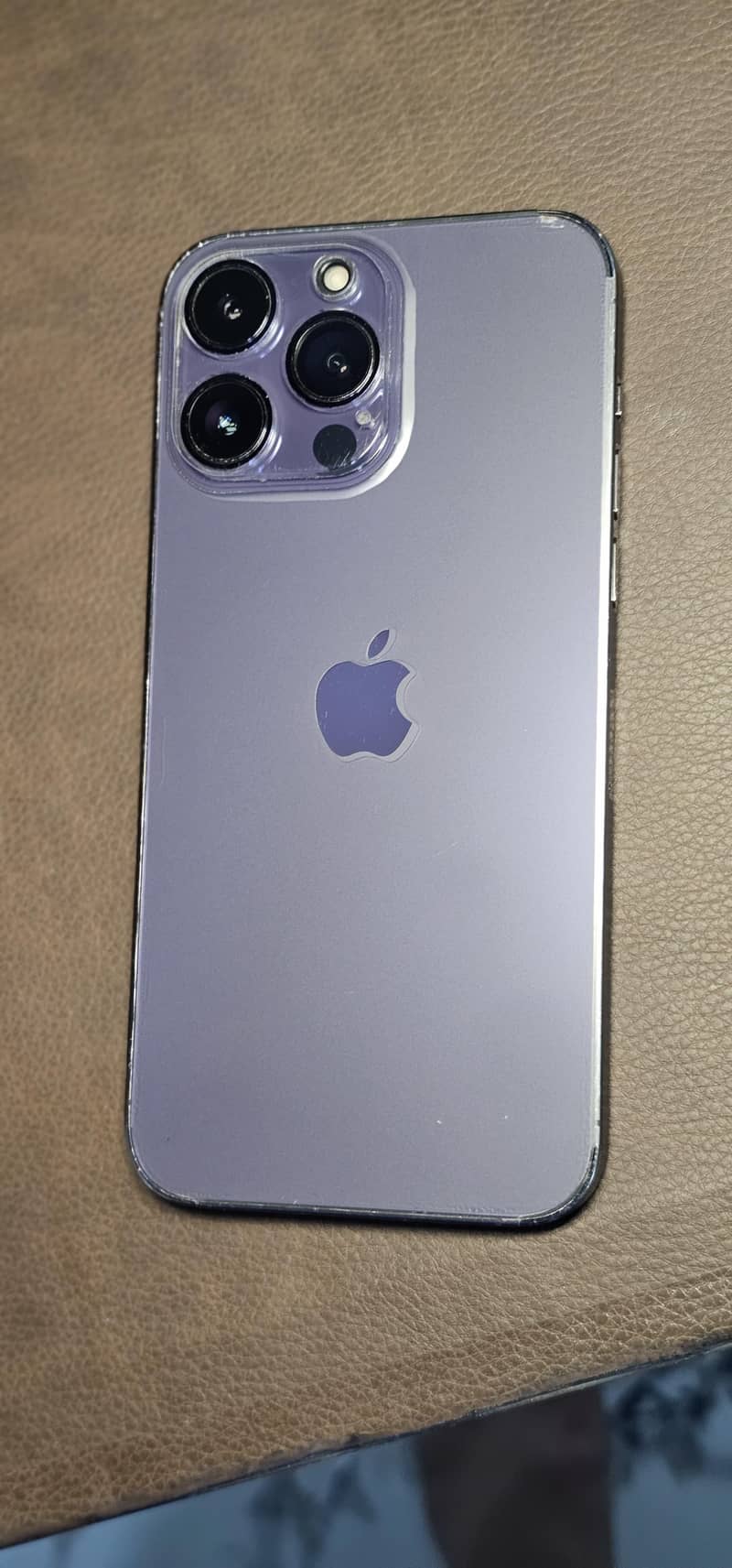 Apple iPhone 14 Pro Max 1