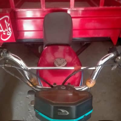 Loader dala 2023 modal like new