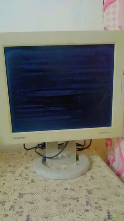 Computer LCD 24"