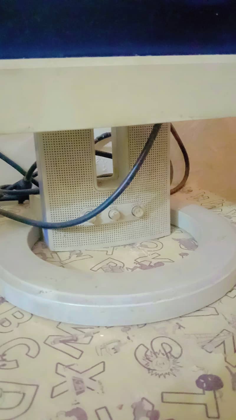 Computer LCD 24" 1
