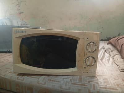 microwave oven