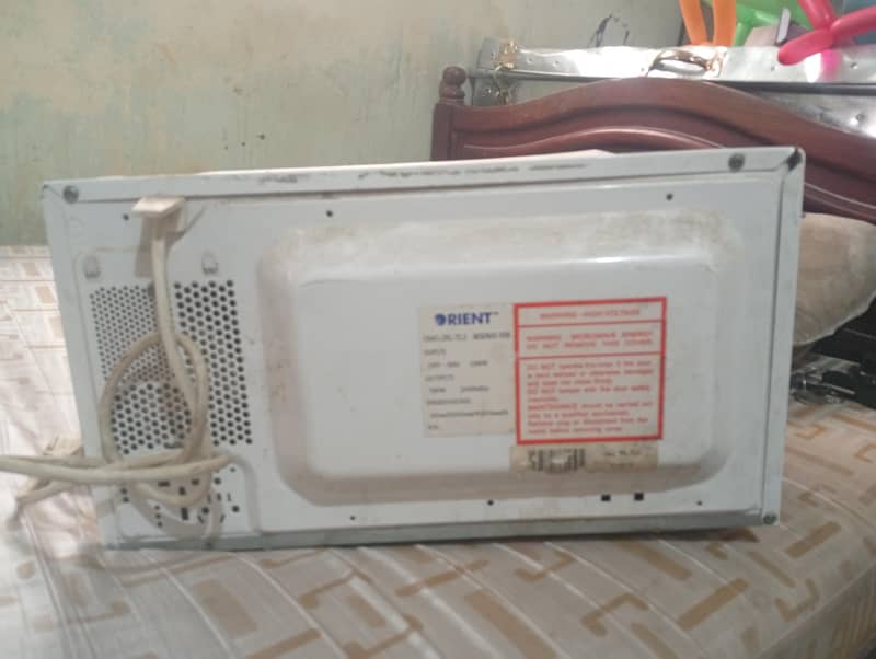 microwave oven 1