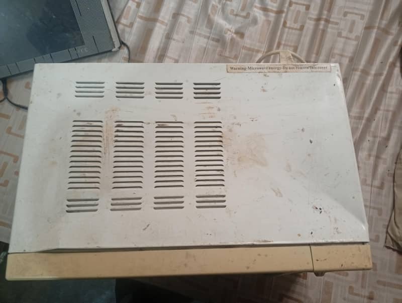 microwave oven 2