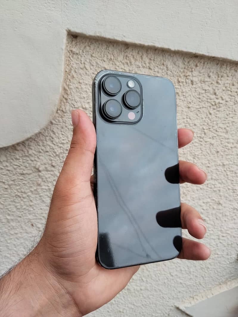 Apple iPhone 14 Pro Max 0