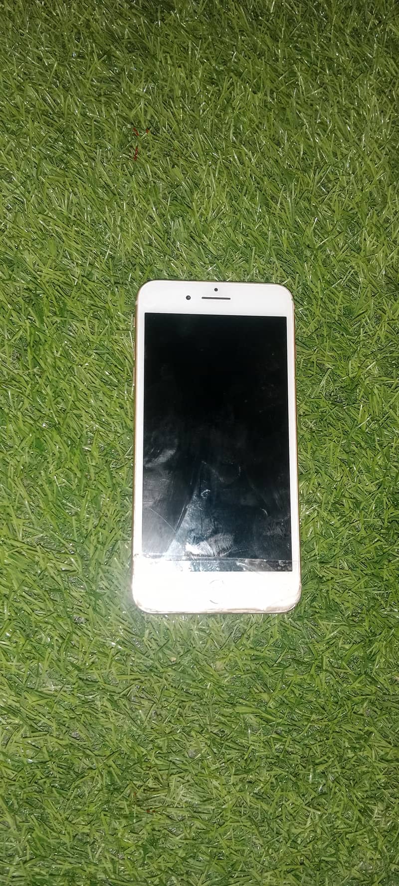 Apple iPhone 8 Plus 2