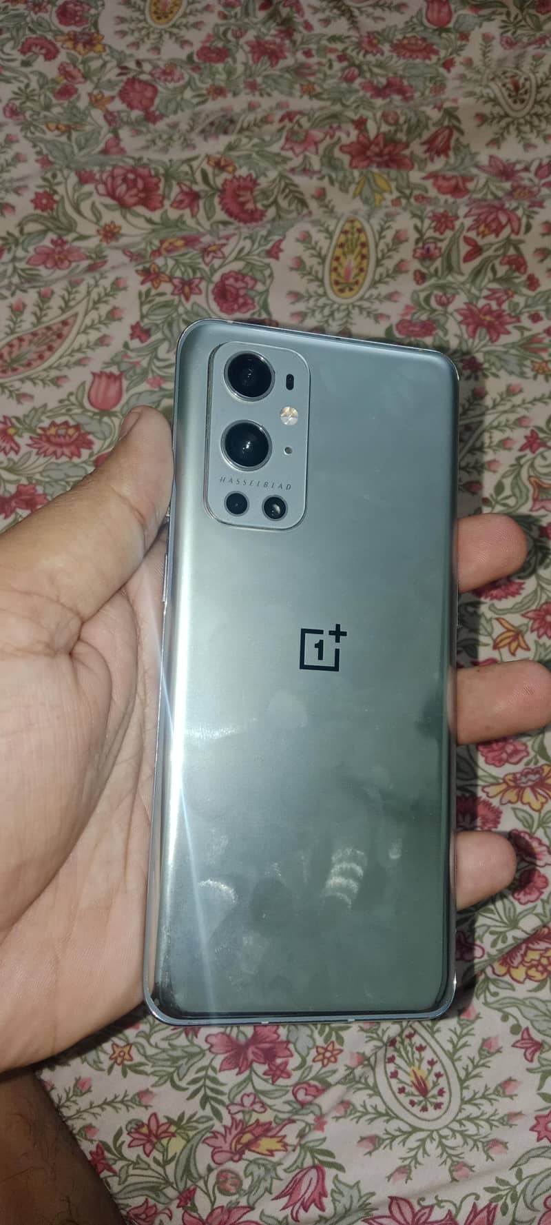 One plus 9 pro 12/256 1