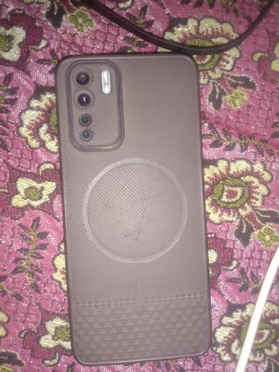 OPPO F15