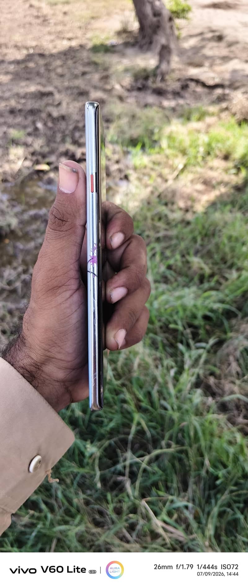 Tecno camon 40 pro 4