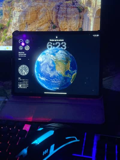 ipad pro 2020  128gb. 10/10 condition Uk model. PUBG best graphics. .