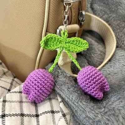 crochet flowers and key chains