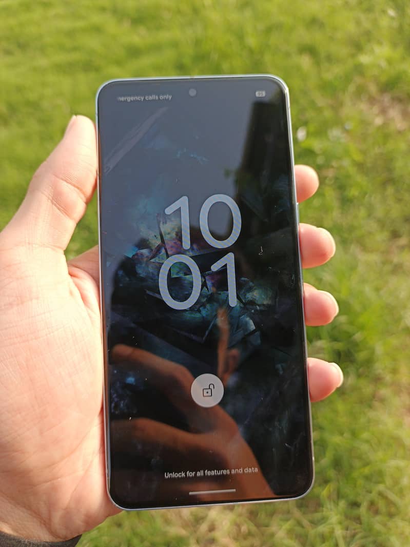 Google Pixel 8 Pro 1