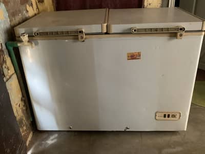Dawlance full size fridge