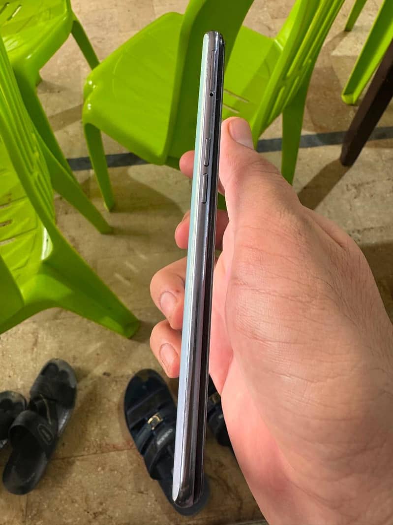 OPPO A95 1