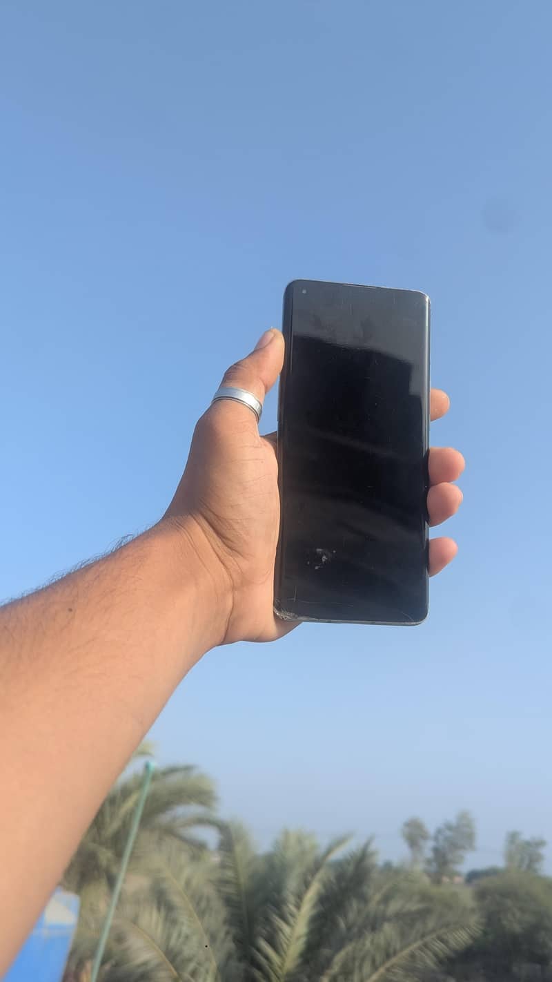 One Plus 10 Pro 1