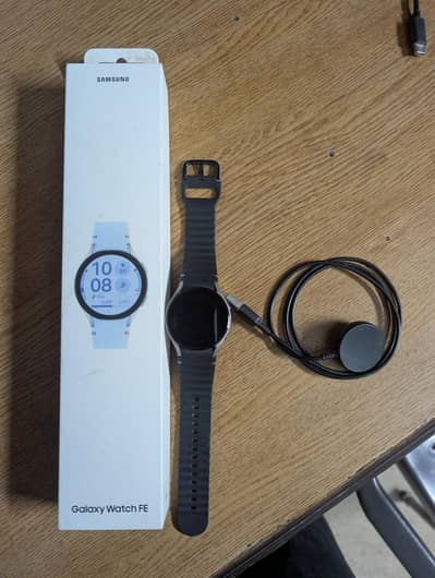 Samsung Galaxy Watch FE – Excellent Condition