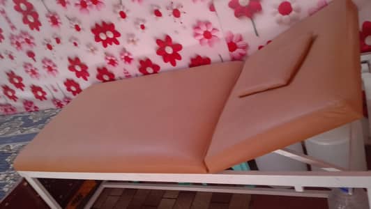 facial bed