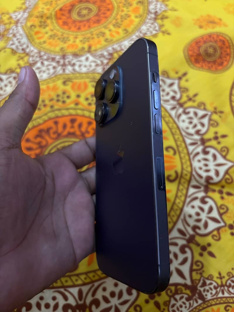 Apple iPhone 14 Pro 4