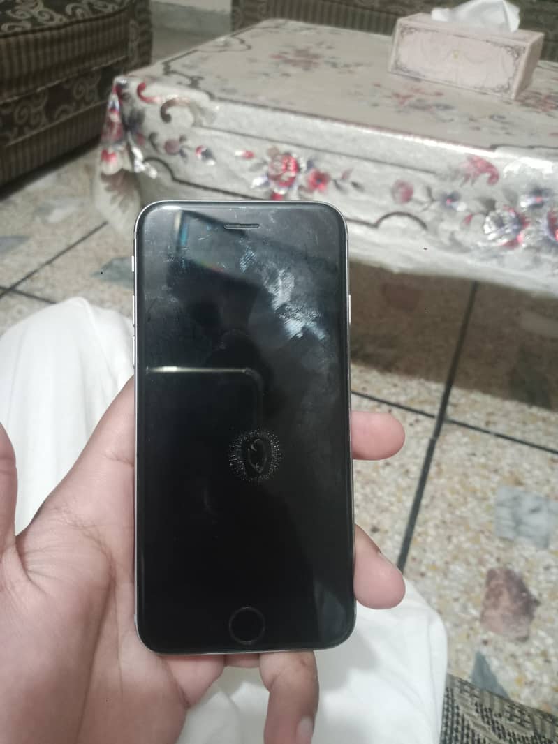 Apple iPhone 6 2