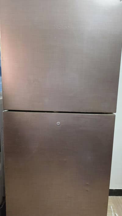 Haier Refrigerator/ Fridge HRF 380
