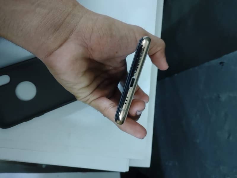 Apple iPhone XS 2