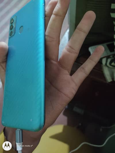 Tecno Spark 7T with box