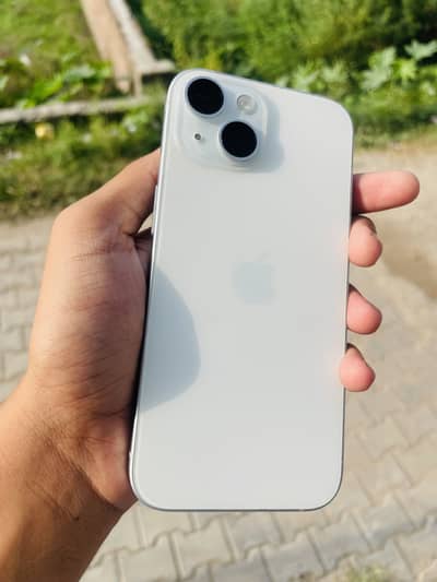 Apple iPhone 15
