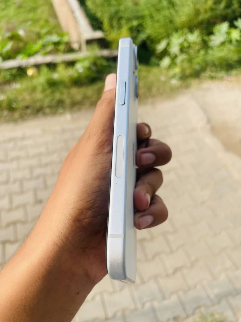 Apple iPhone 15 1
