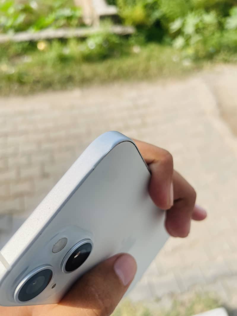 Apple iPhone 15 2