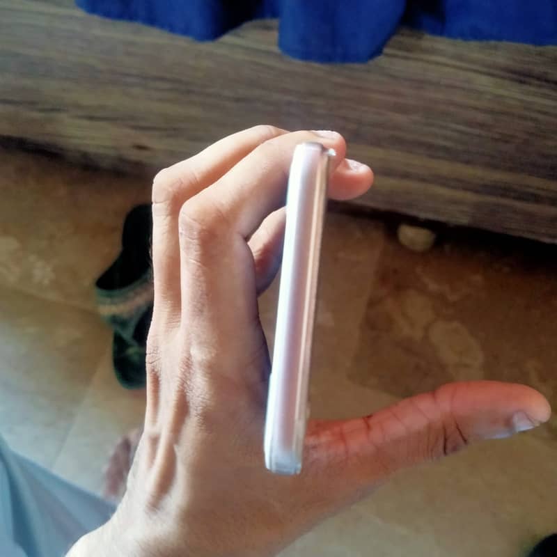 Oppo A57 3